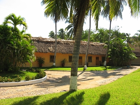 La Manzanilla Realty