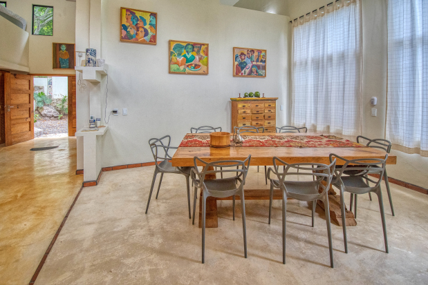 La Manzanilla Realty