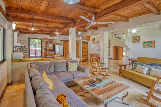 La Manzanilla Realty