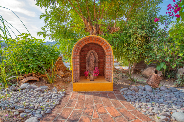 La Manzanilla Realty