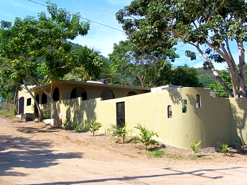La Manzanilla Realty