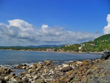 La Manzanilla Realty